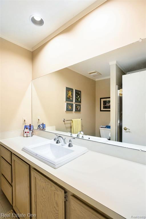 2210 London Bridge Drive Rochester Hills, MI 48307 - Photo 18 of 26