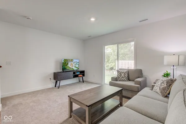 $2,099 | 2 Honor Drive, Lebanon, IN 46052