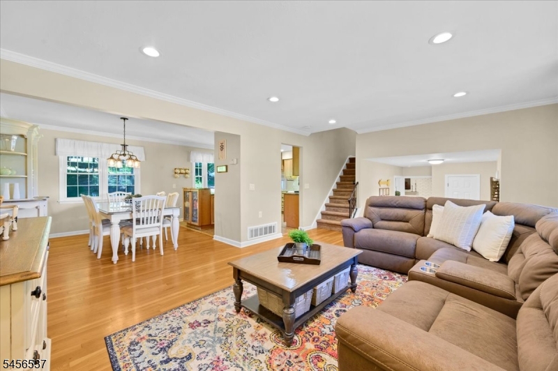 1087 Buxton Road Bridgewater, NJ 08807 - Photo 9 of 32 Gallery Image 9