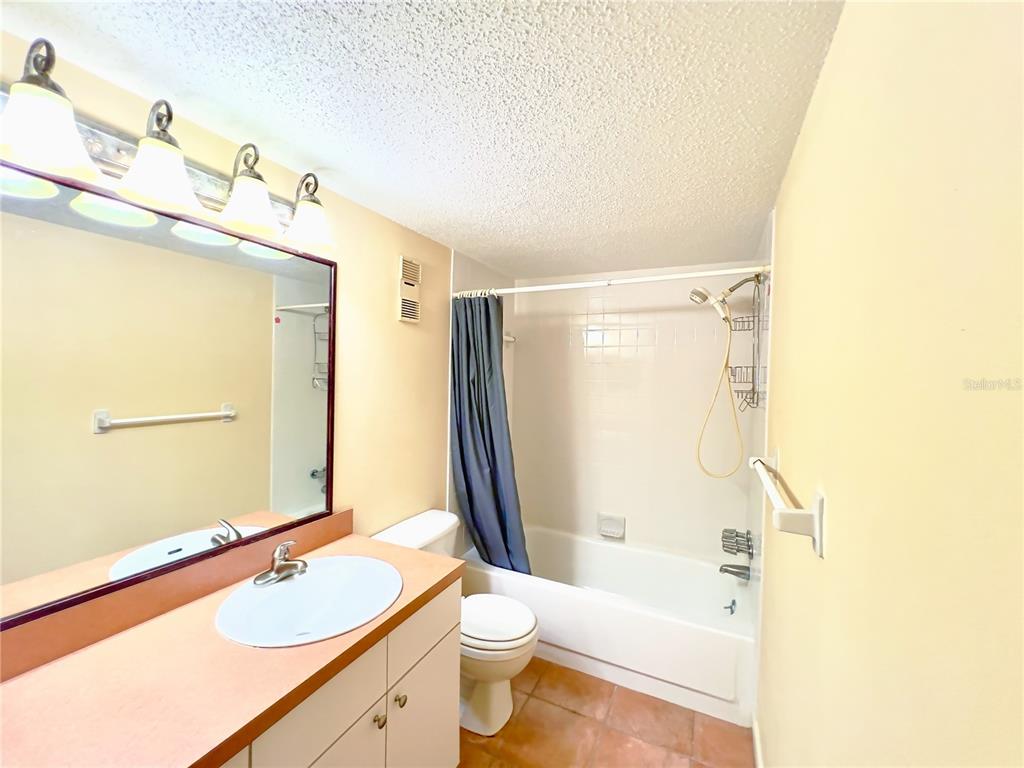 960 Virginia Street, Unit 107 Dunedin, FL 34698 - Photo 15 of 30