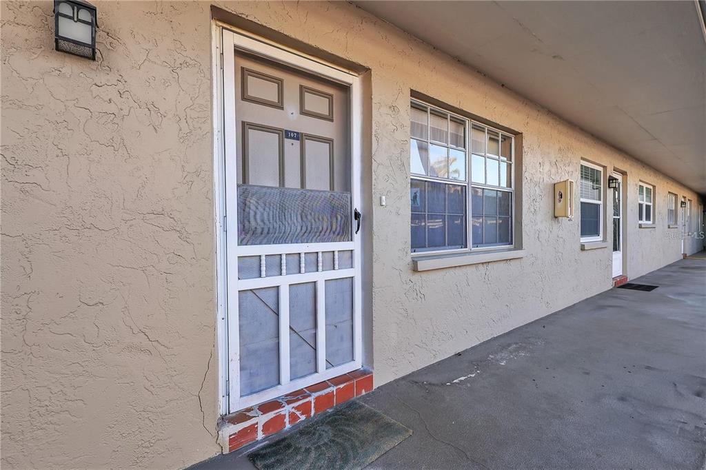 960 Virginia Street, Unit 107 Dunedin, FL 34698 - Photo 9 of 30
