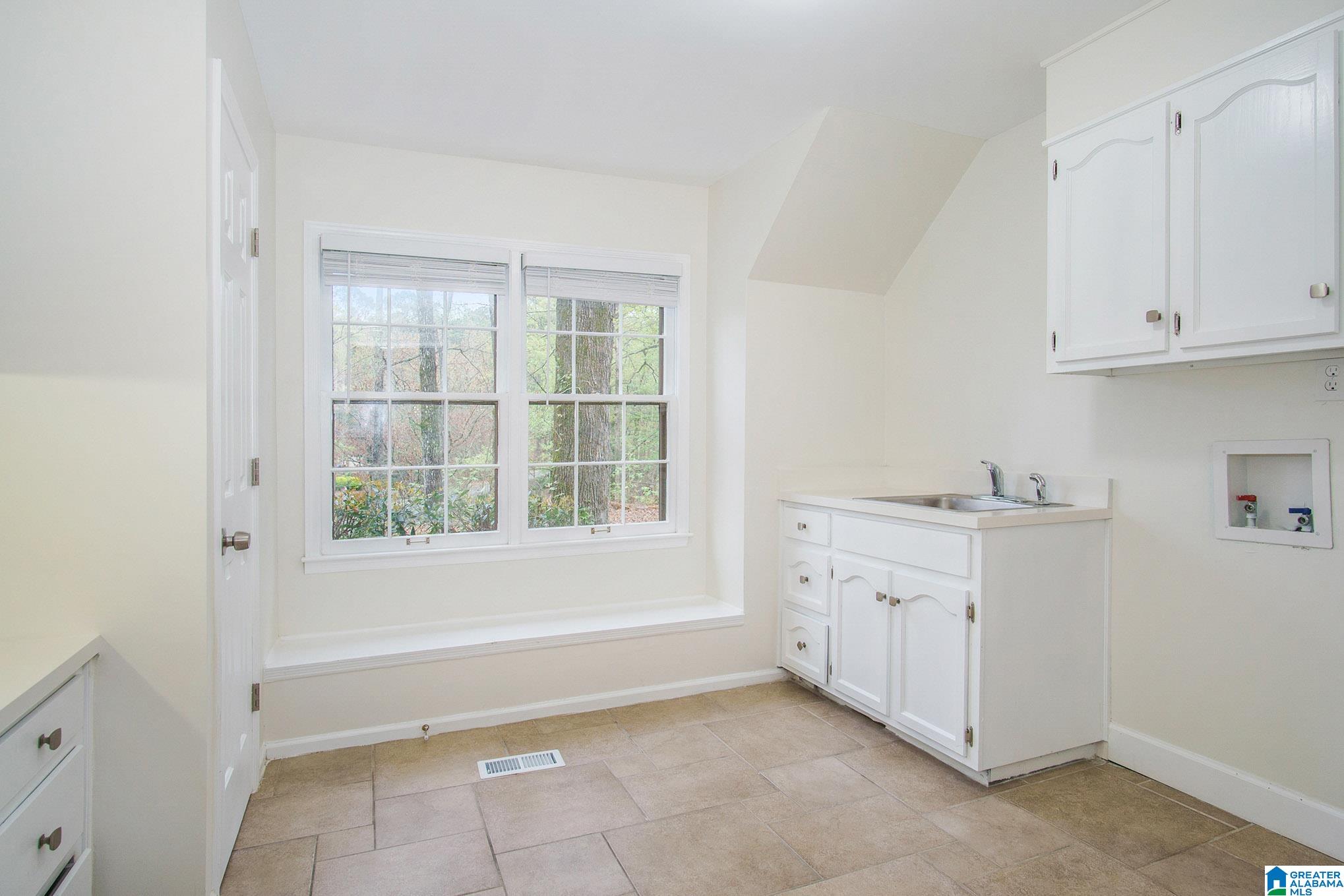 2008 Lakemoor Drive Birmingham, AL 35244 - Photo 23 of 45