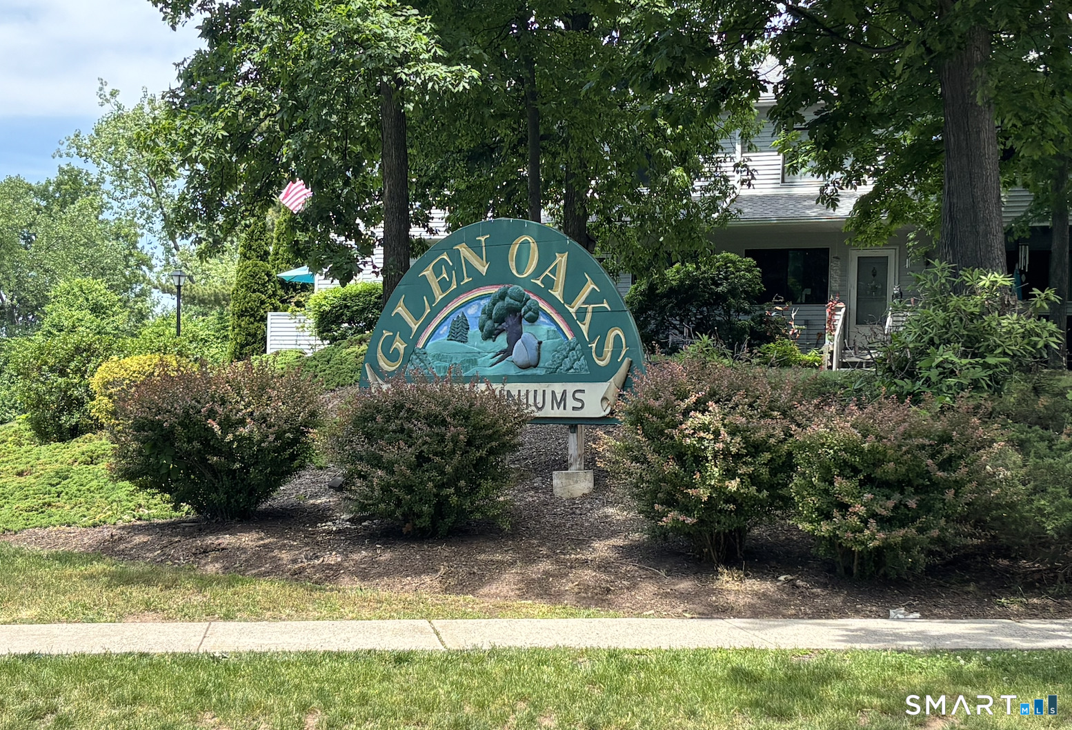 94 Cottonwood Road, Unit 94 Newington, CT 06111 - Photo 3 of 33 Glen Oaks Condominiums community in Newington