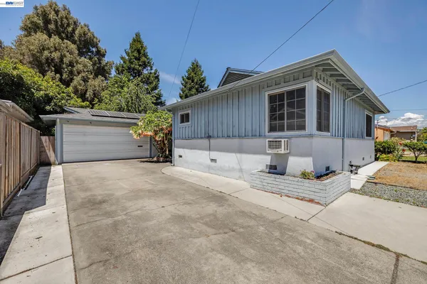 $800,000 | 27029 Jennings Way, Hayward, CA 94544