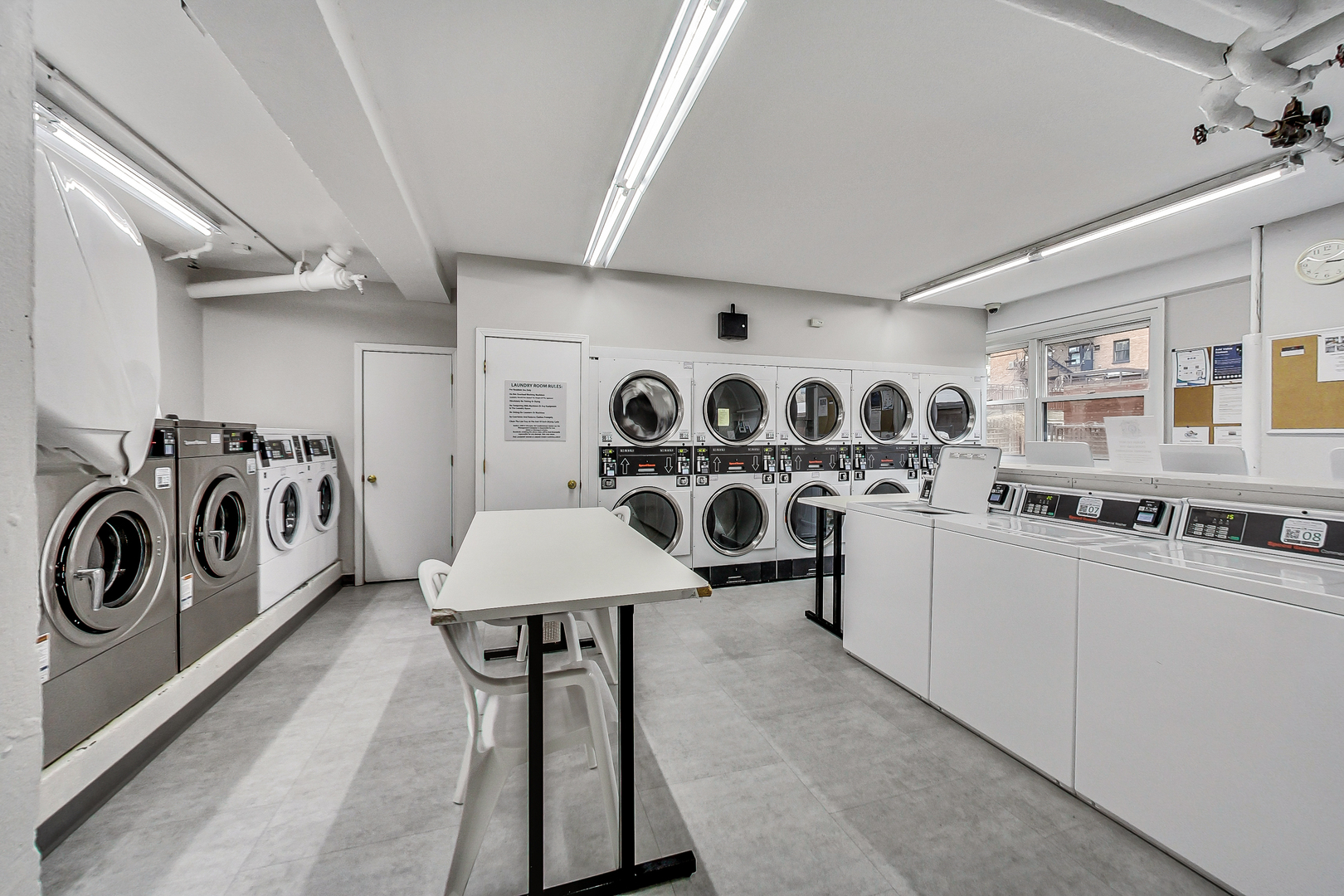 2909 North Sheridan Road, Unit 114 Chicago, IL 60657 - Photo 21 of 25