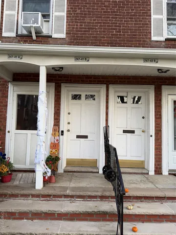 $279,000 | 247-41 77th Crescent, Unit B | Glen Oaks