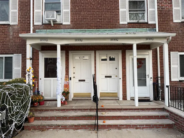 $279,000 | 247-41 77th Crescent, Unit B | Glen Oaks