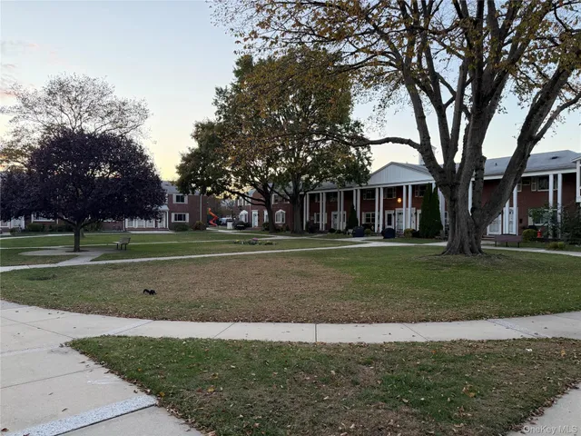 $279,000 | 247-41 77th Crescent, Unit B | Glen Oaks