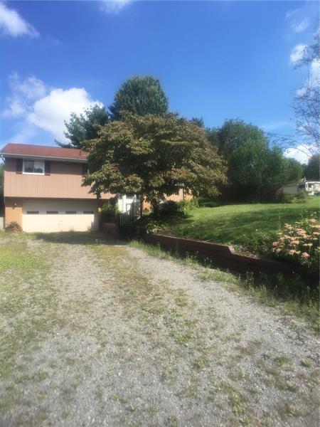 308 Whipporwill Road Butler, PA 16001 - Photo 3 of 25
