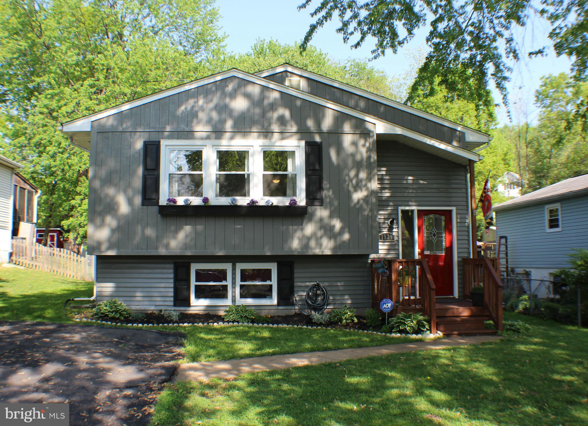 1929 Grant Road Baltimore, MD 21227 - Photo 1 of 22 Exterior (Front)