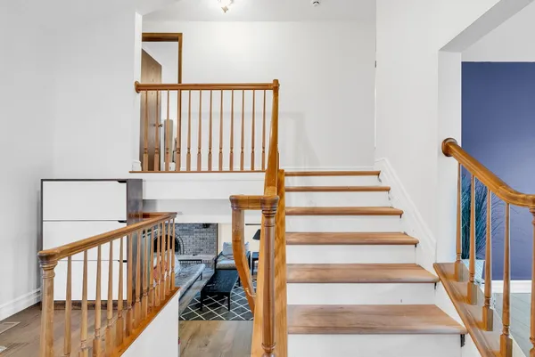 $525,000 | 306 Antoinette Drive, Rochester Hills, MI 48309