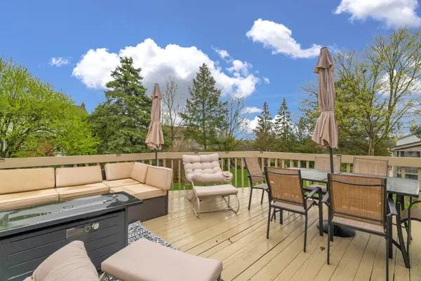 $525,000 | 306 Antoinette Drive, Rochester Hills, MI 48309