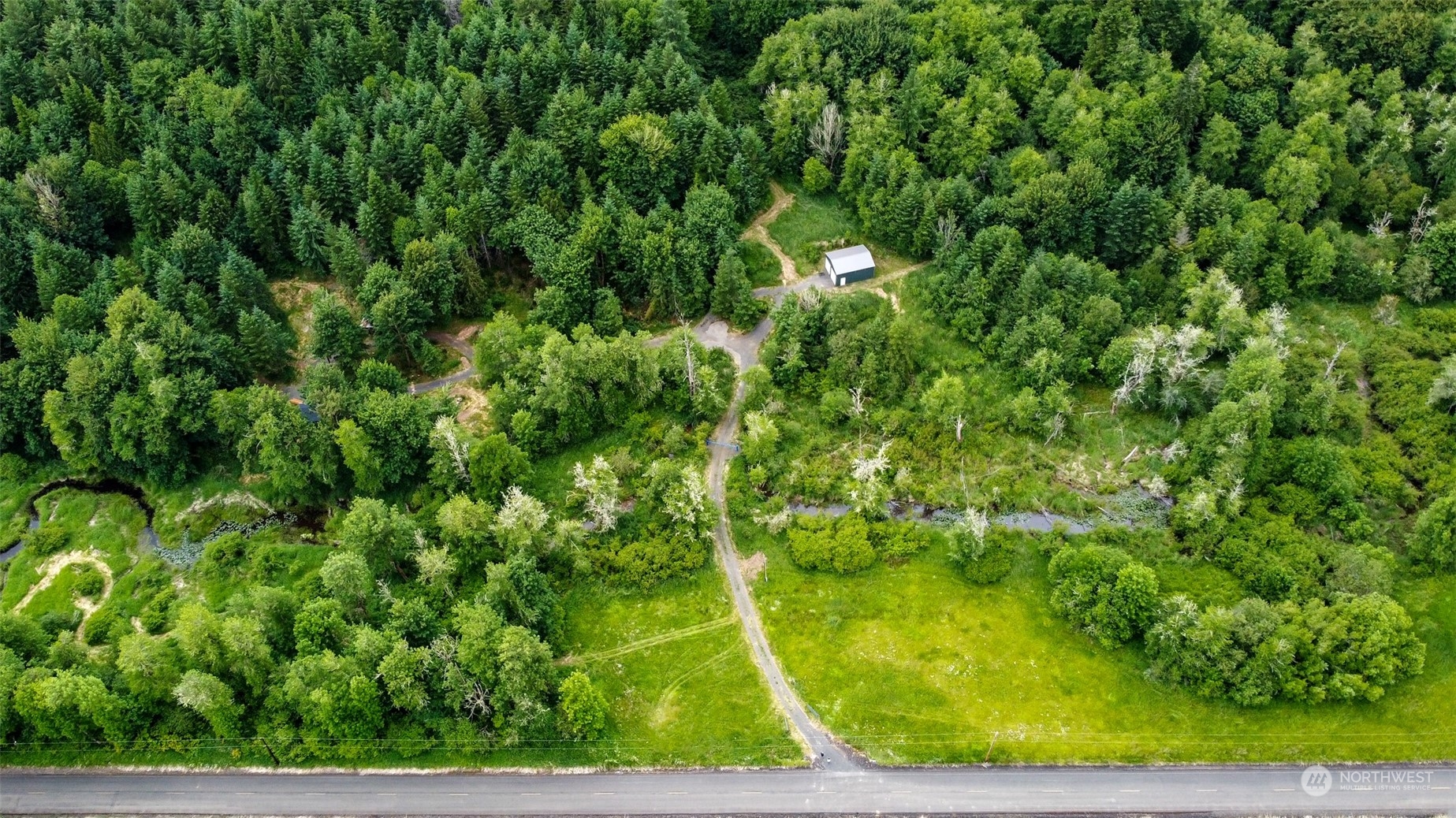 192 Bunker Road Chehalis, WA 98532 - Photo 4 of 24 a view of a yard