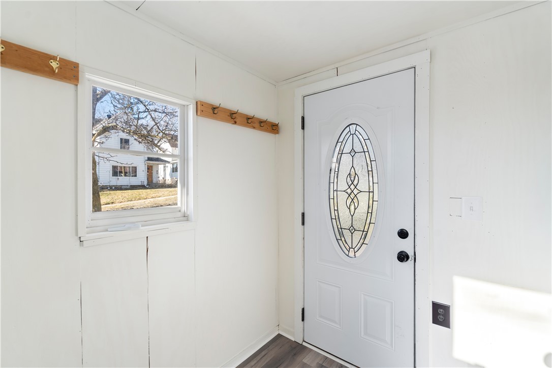 30 Lake Street Perry, NY 14530 - Photo 4 of 48