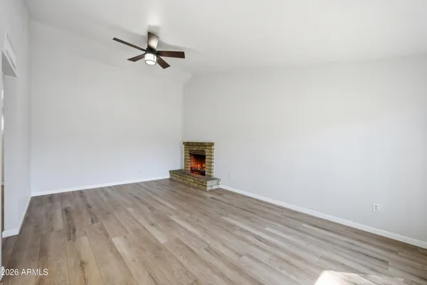 $325,000 | 26 West Concorda Drive, Unit 104, Tempe, AZ 85282