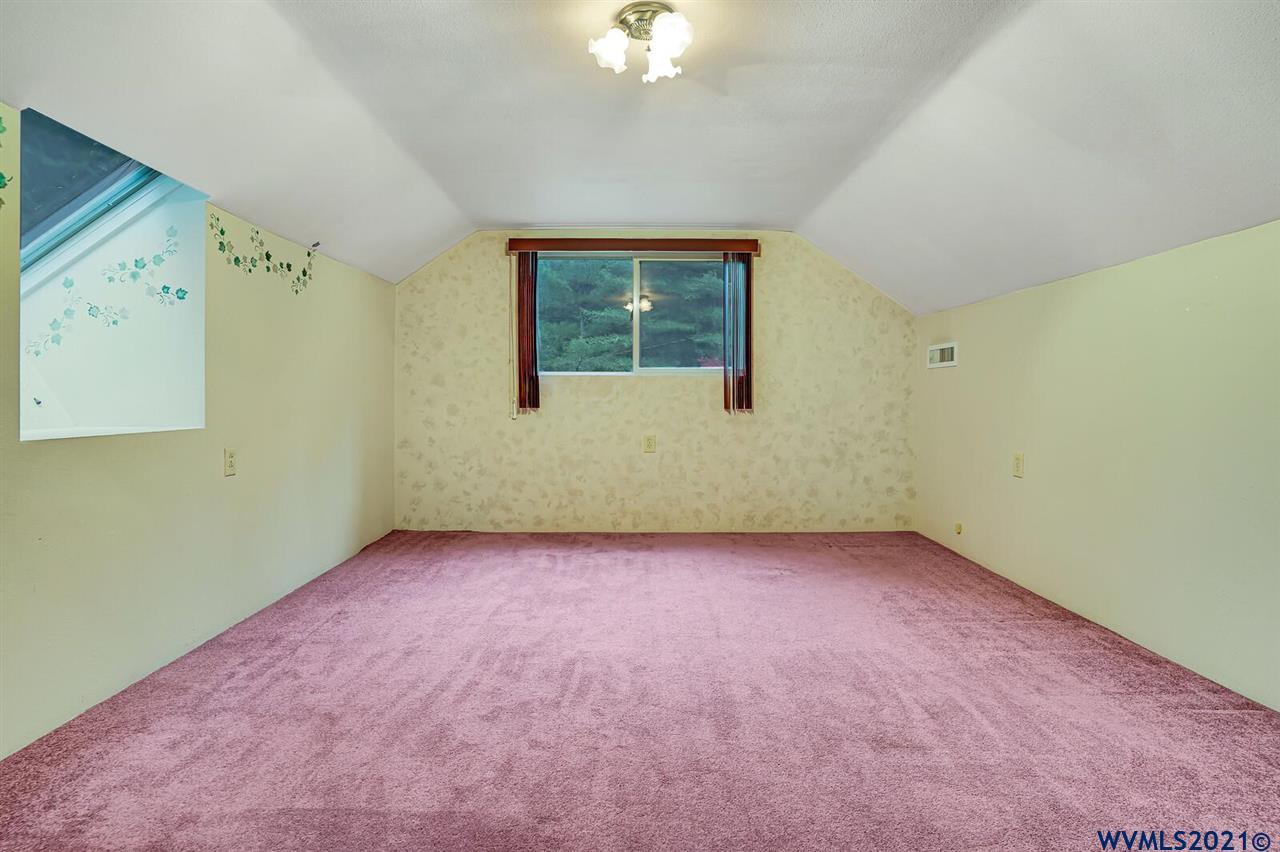 31070 Berlin Road Lebanon, OR 97355 - Photo 22 of 41