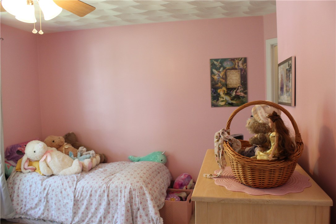44 Parkhurst Road Warwick, RI 02889 - Photo 19 of 28