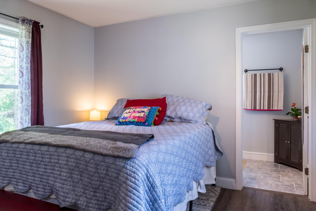 10 Radley Road Freeport, ME 04032 - Photo 20 of 44 22-Primary suite (4 of 6)