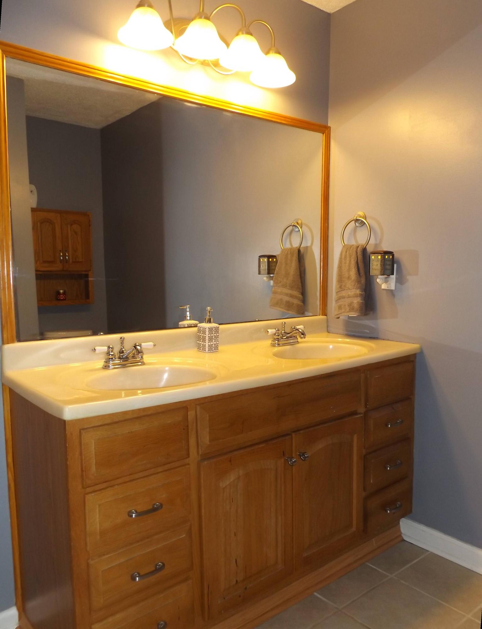 2045 Millard Road, Unit 4 Soddy Daisy, TN 37379 - Photo 11 of 18 MASTER BATH 1