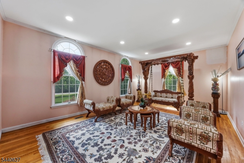 72 Doby Road Randolph, NJ 07945 - Photo 5 of 38