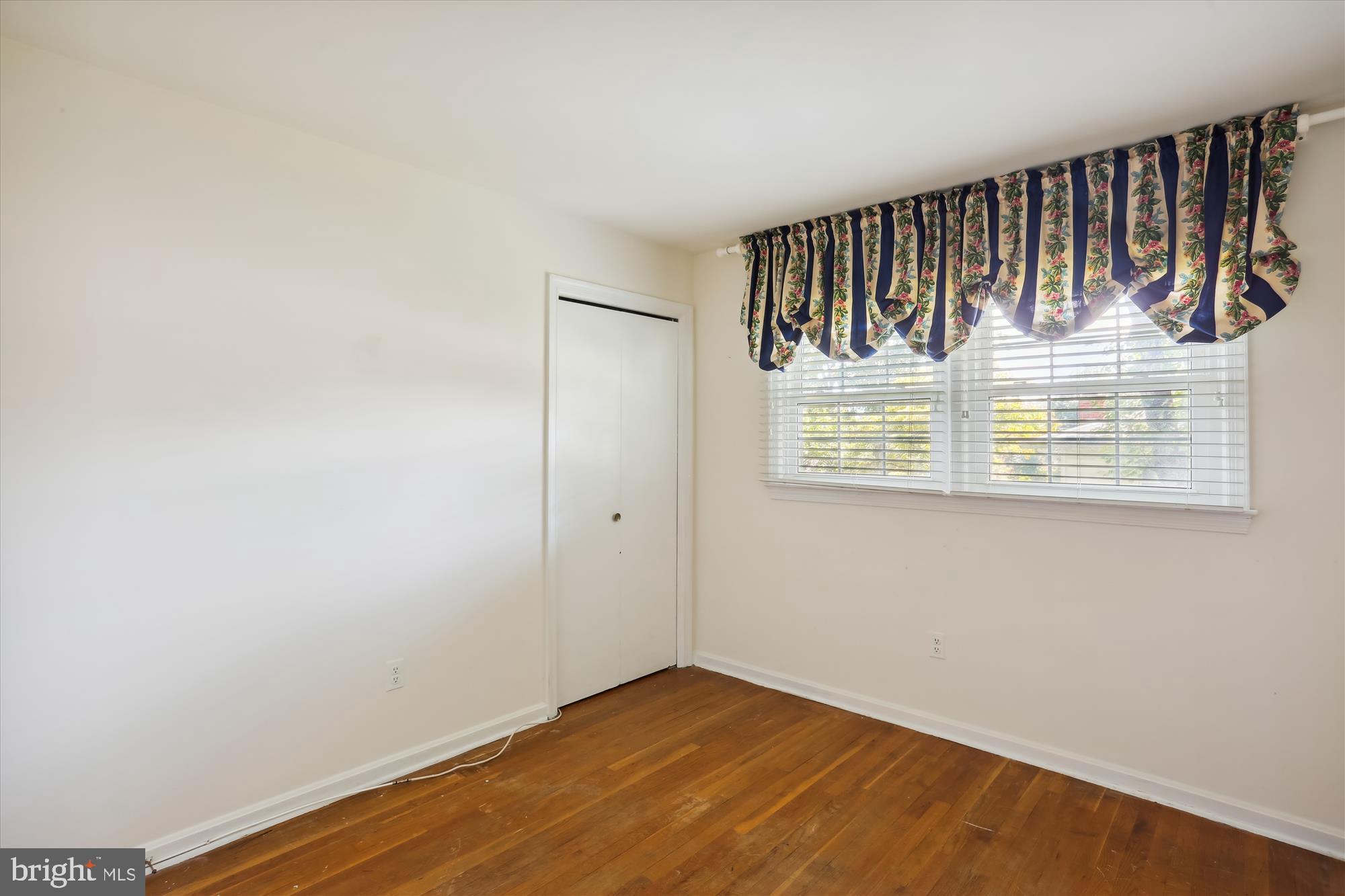 7641 Miller Fall Road Derwood, MD 20855 - Photo 71 of 114 Bedroom