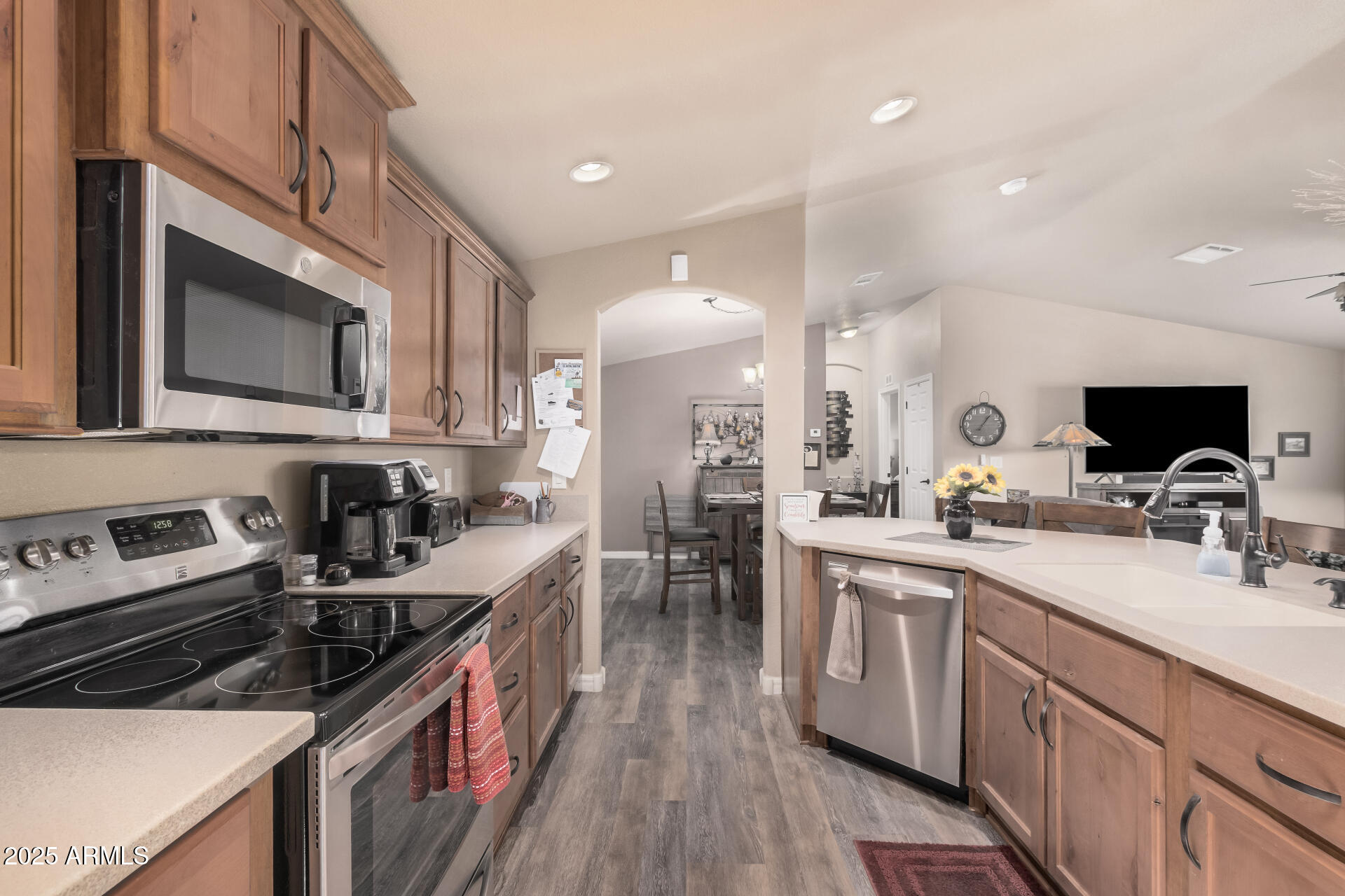 2263 North Trekell Road, Unit 159 Casa Grande, AZ 85122 - Photo 8 of 35 Kitchen
