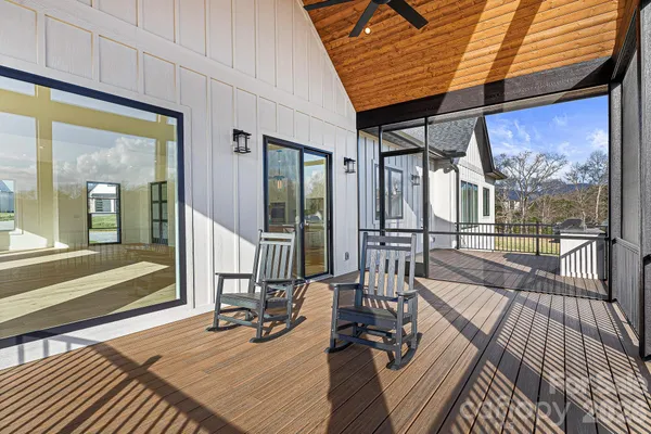 $1,575,000 | 133 Golden Pasture Drive, Fletcher, NC 28732