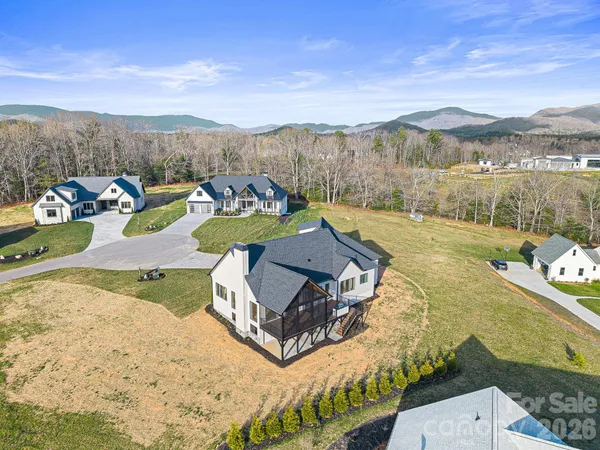 $1,575,000 | 133 Golden Pasture Drive, Fletcher, NC 28732