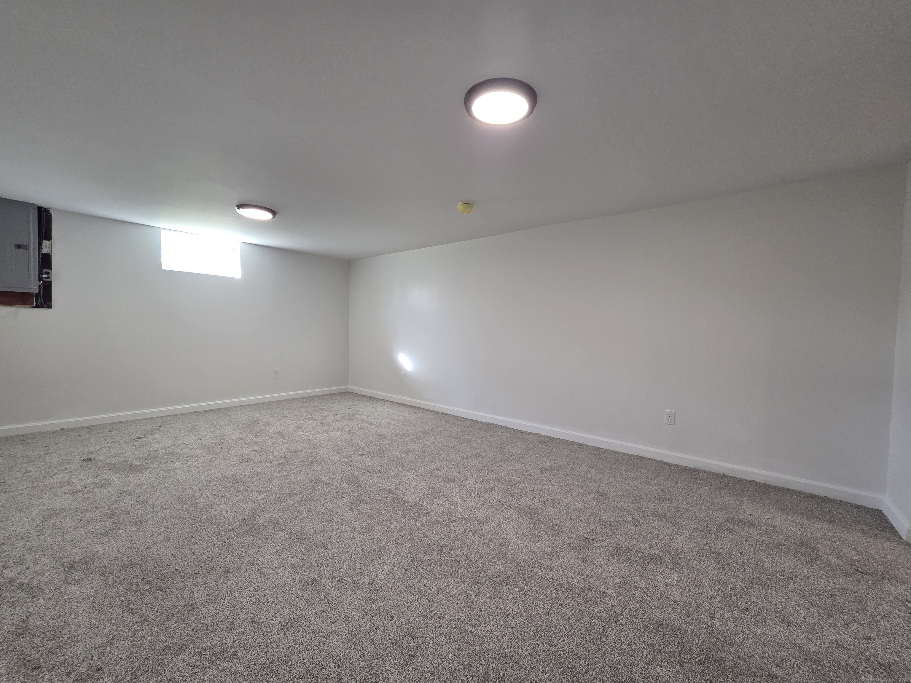 395 Bailey Hill Road Killingly, CT 06239 - Photo 29 of 36 a view of an empty room