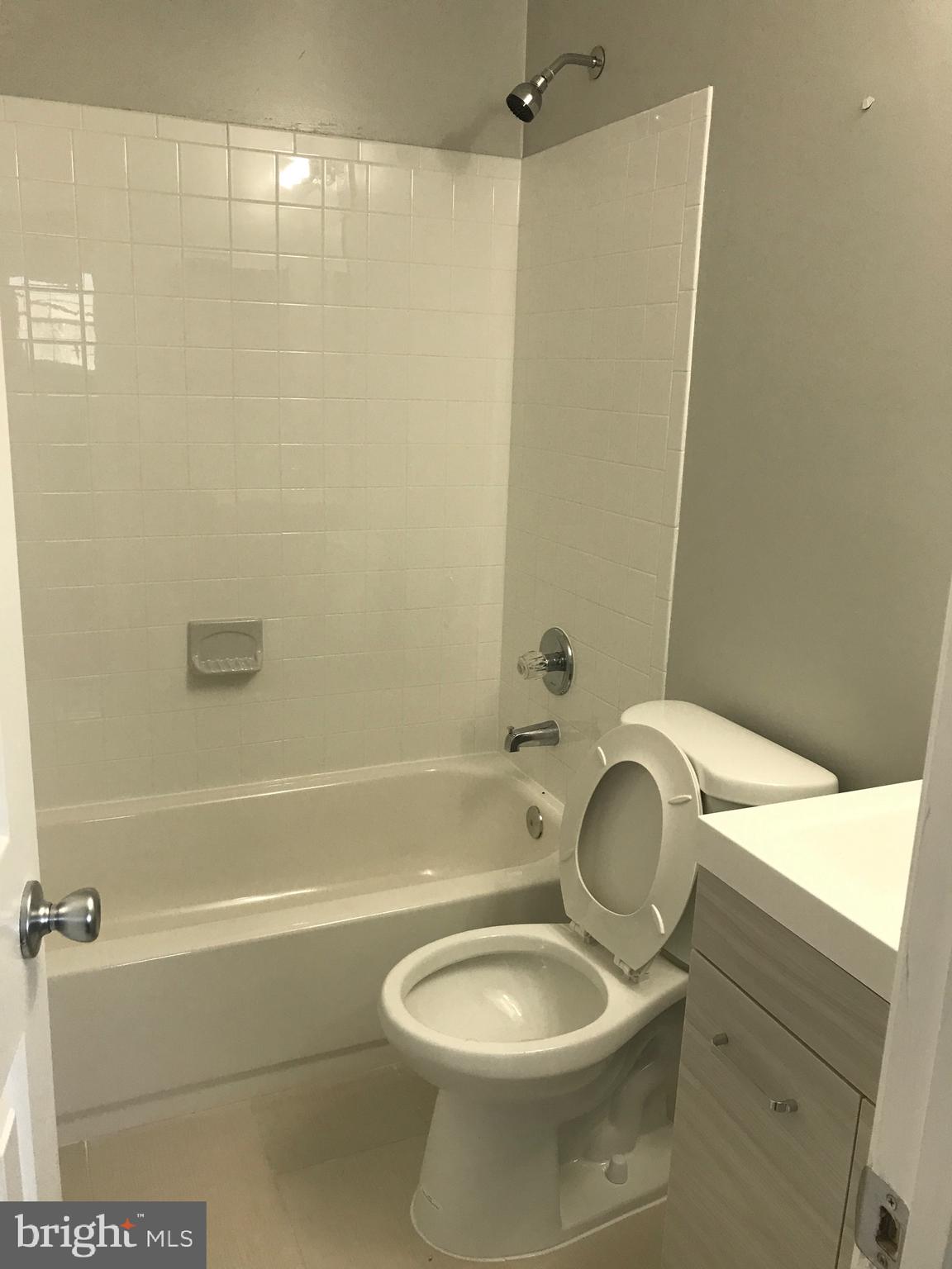 4348 Applegate Lane, Unit 9 Suitland, MD 20746 - Photo 6 of 7