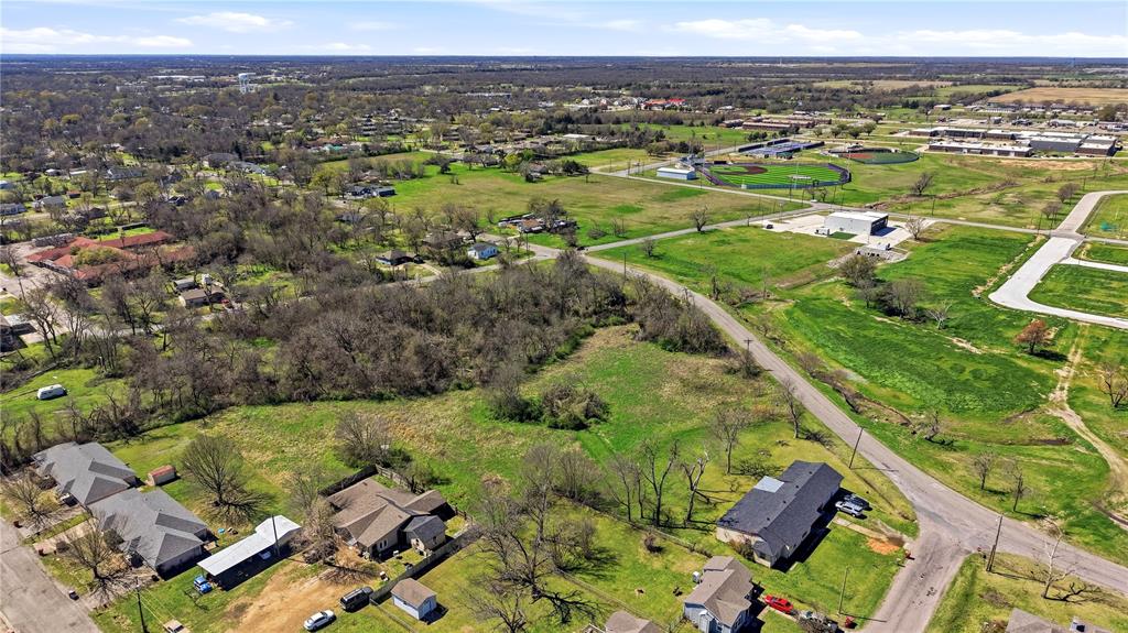 1700 Agnew Street Bonham, TX 75418 - Photo 11 of 14 an aerial view of multiple house