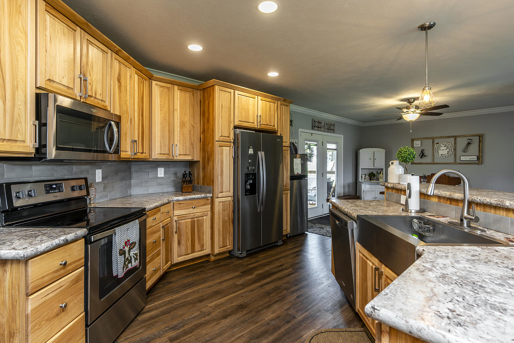 802 Dug Hill Road Irvine, KY 40336 - Photo 10 of 62 800dug08