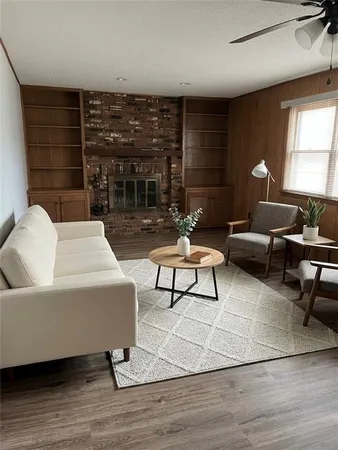 $285,000 | 3712 East 104 Street, Kansas City, MO 64137