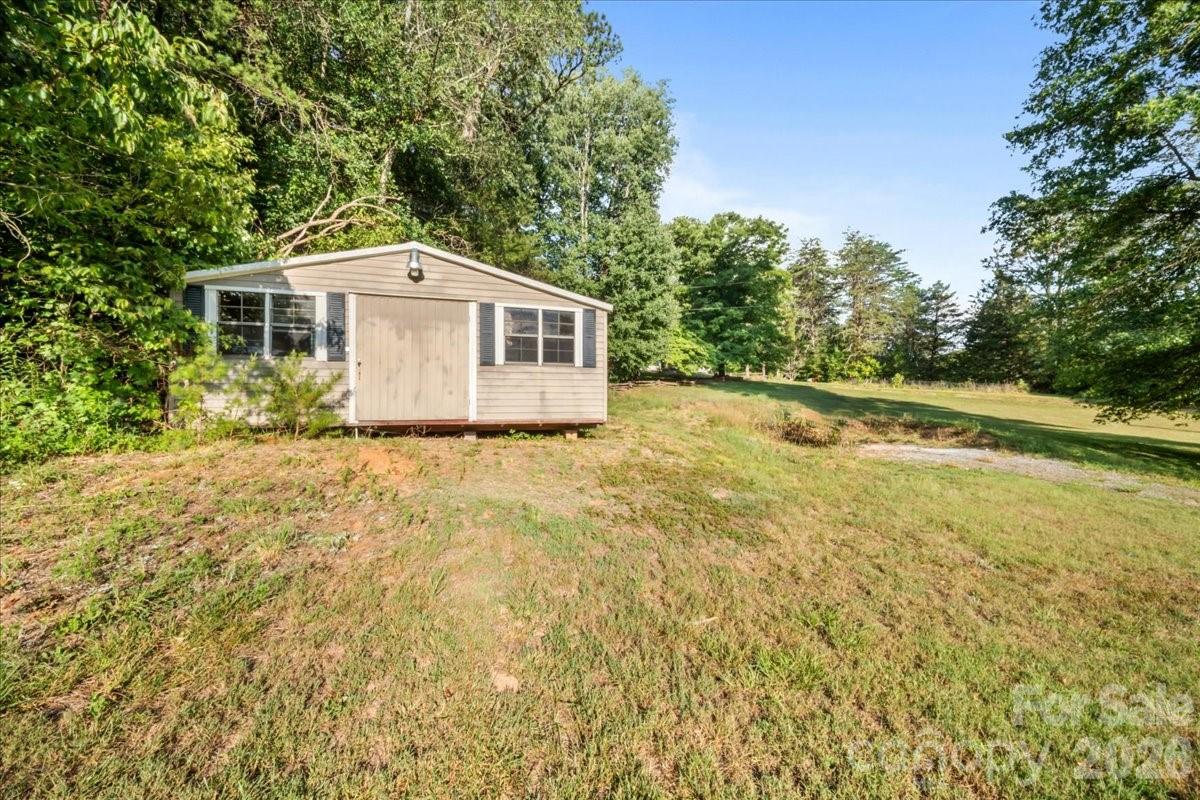 4690 Celia Creek Road Lenoir, NC 28645 - Photo 26 of 32