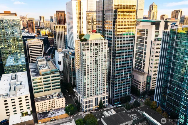 $1,163,000 | 819 Virginia Street, Unit 3303, Seattle, WA 98101