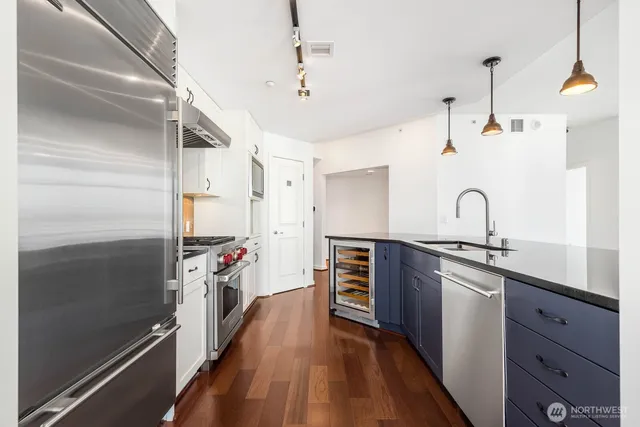 $1,163,000 | 819 Virginia Street, Unit 3303, Seattle, WA 98101