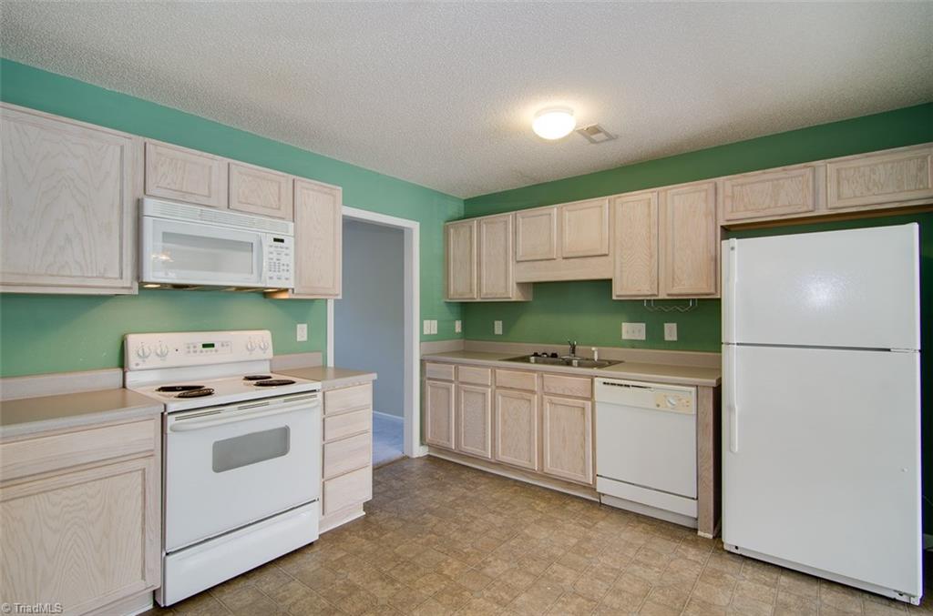 2042 WaterStone Loop High Point, NC 27265 - Photo 9 of 21