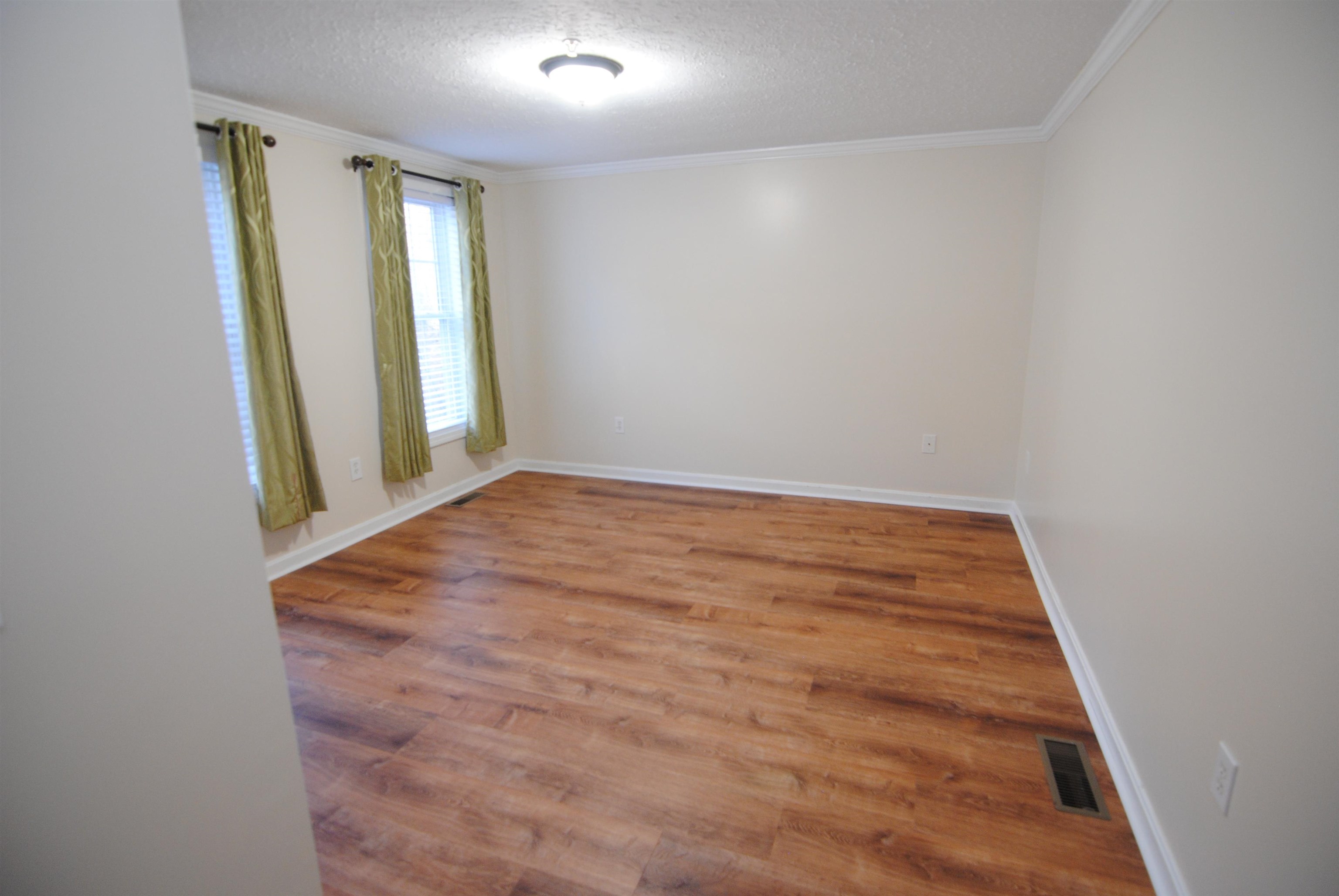 29 Georgetown Drive Nashua, NH 03062 - Photo 17 of 31