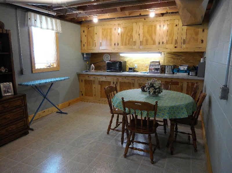 1790 South 8 Mile Road Kawkawlin, MI 48631 - Photo 23 of 28