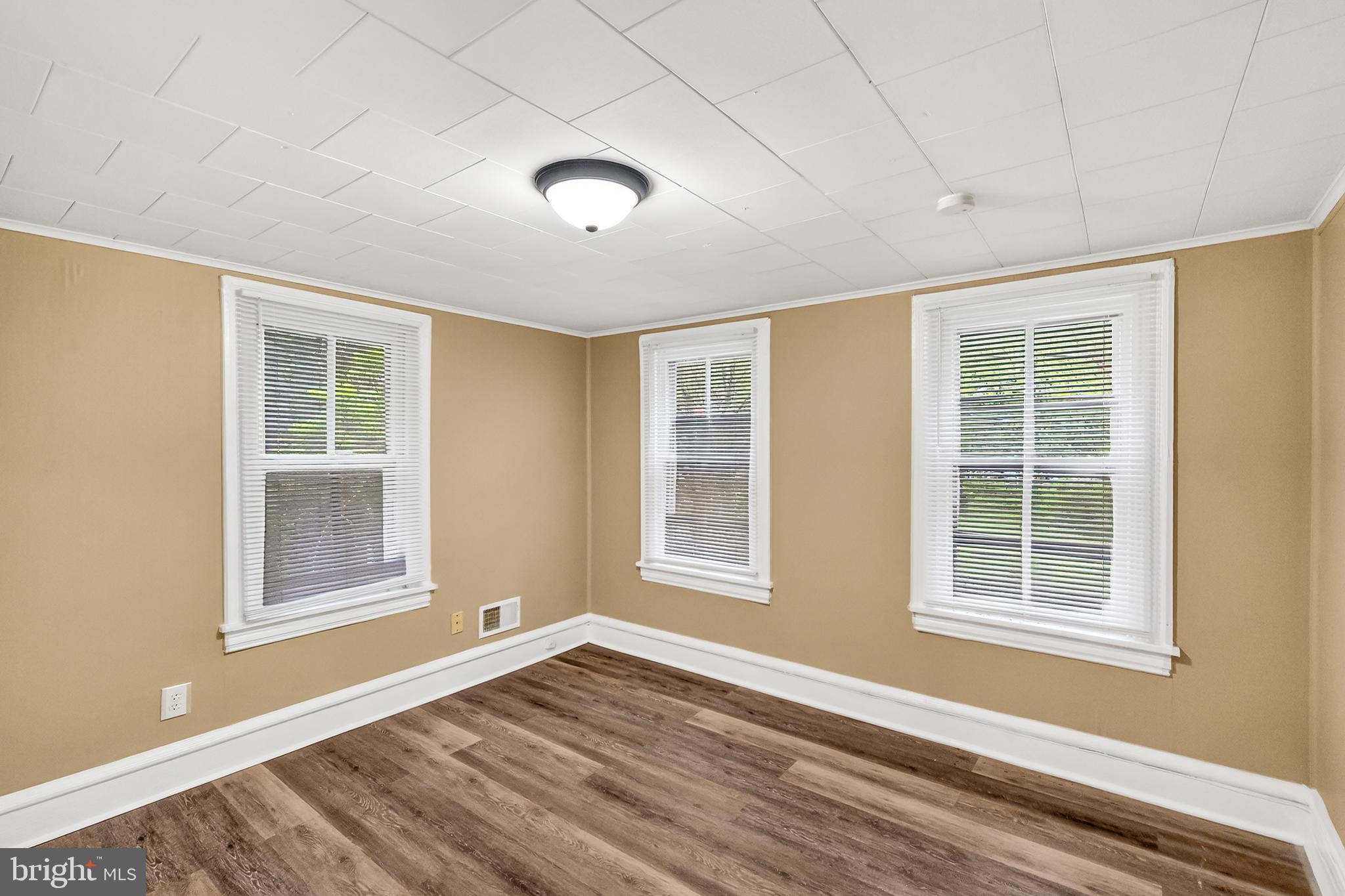 14 7th Street Salem, NJ 08079 - Photo 24 of 33