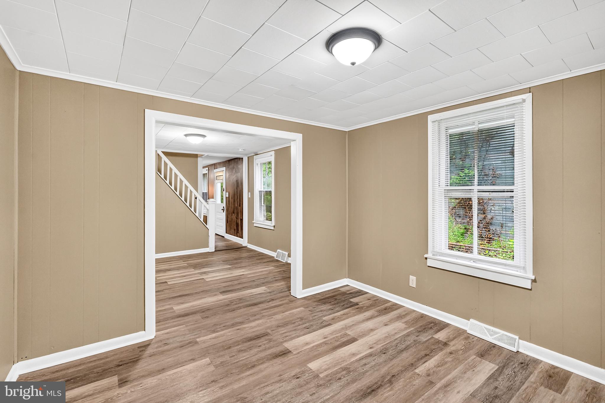 14 7th Street Salem, NJ 08079 - Photo 5 of 33