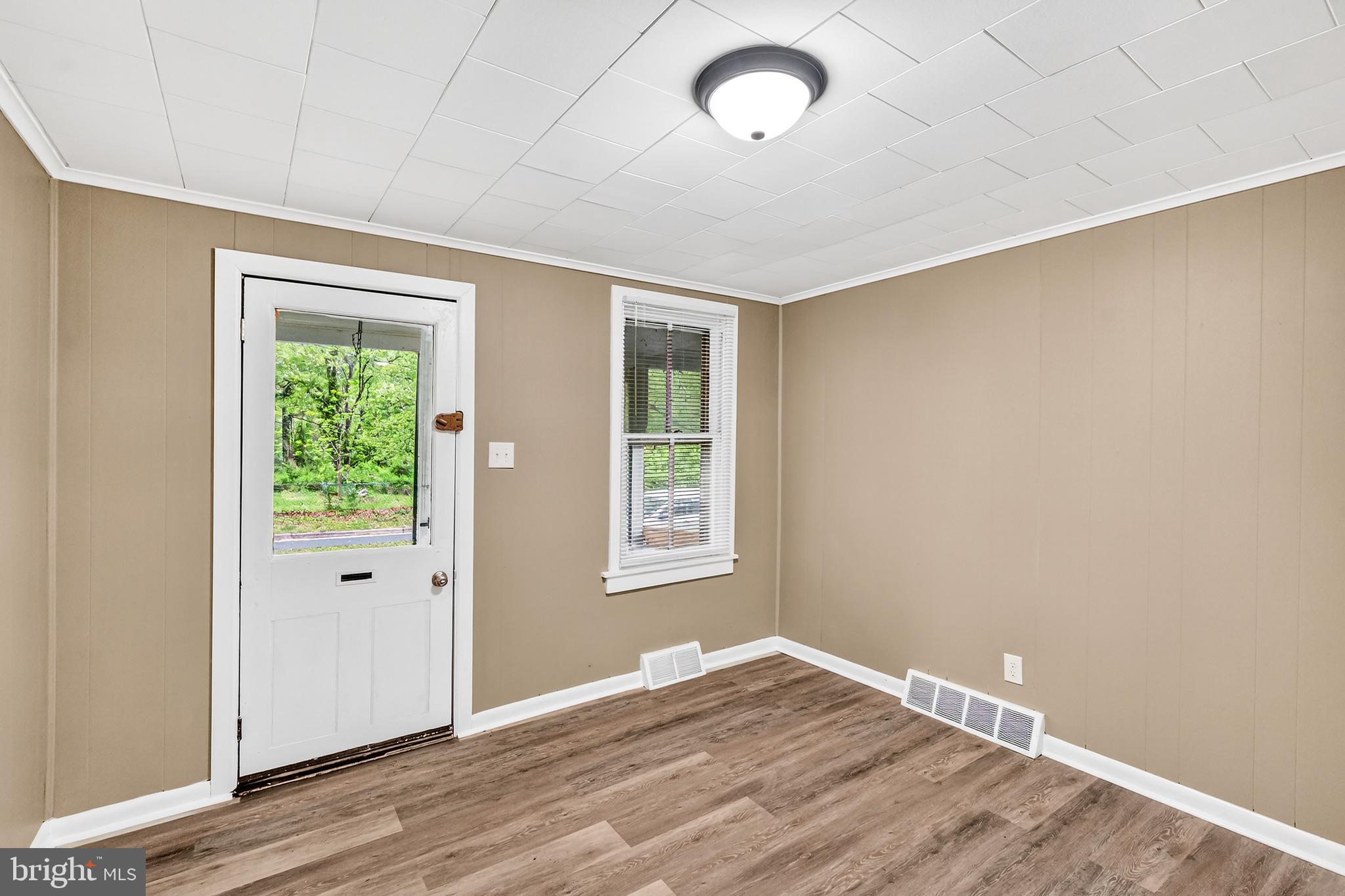14 7th Street Salem, NJ 08079 - Photo 6 of 33