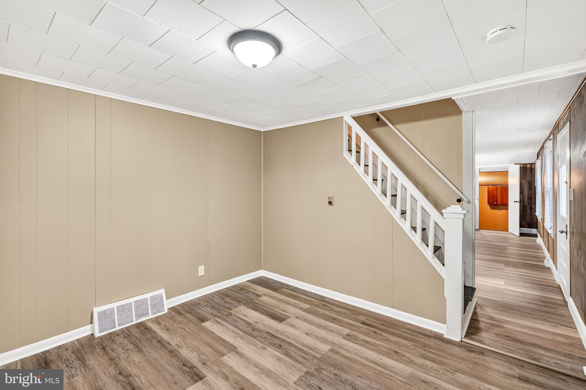 14 7th Street Salem, NJ 08079 - Photo 7 of 33