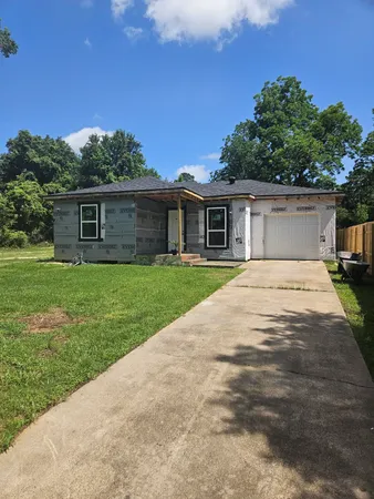 $80,000 | 725 East La Salle Street, Beaumont, TX 77703