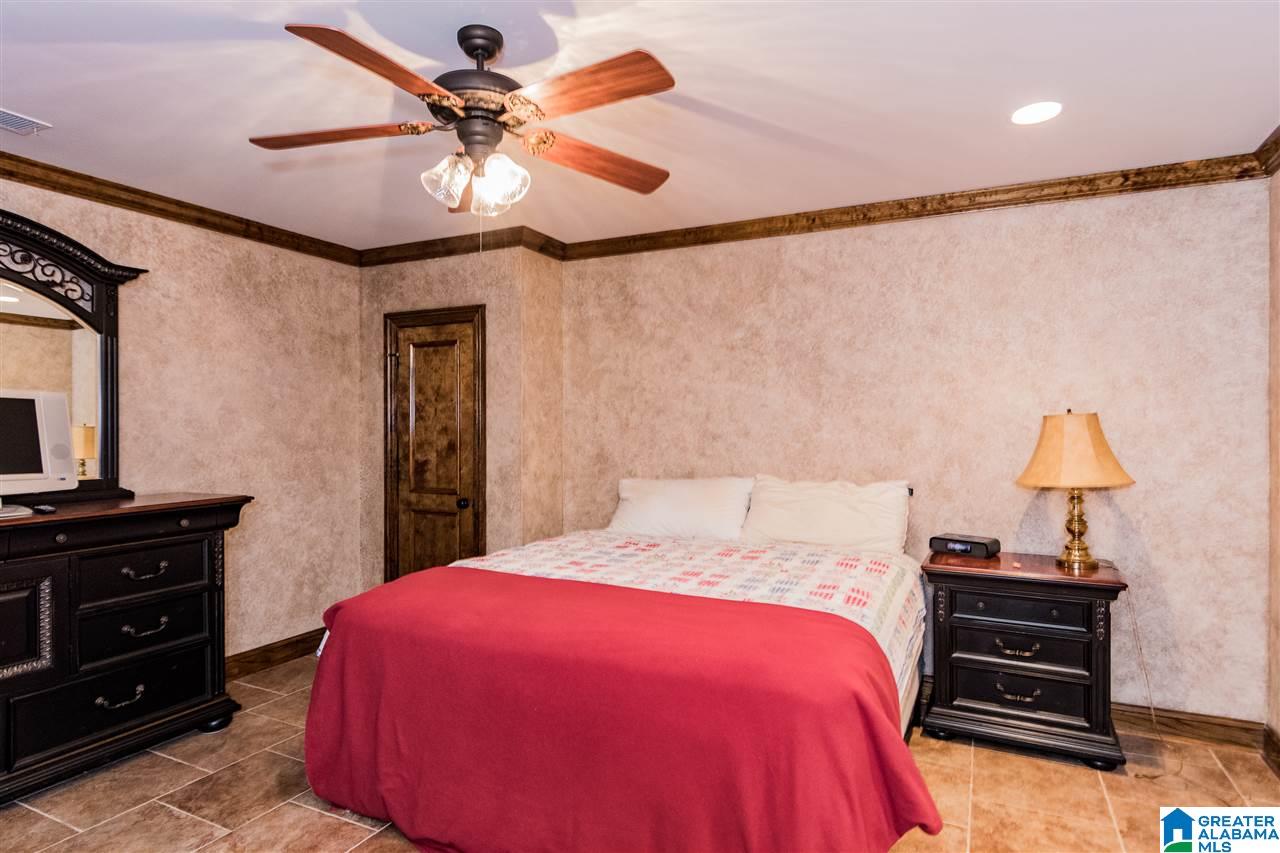2464 Glasscott Point Birmingham, AL 35226 - Photo 39 of 50