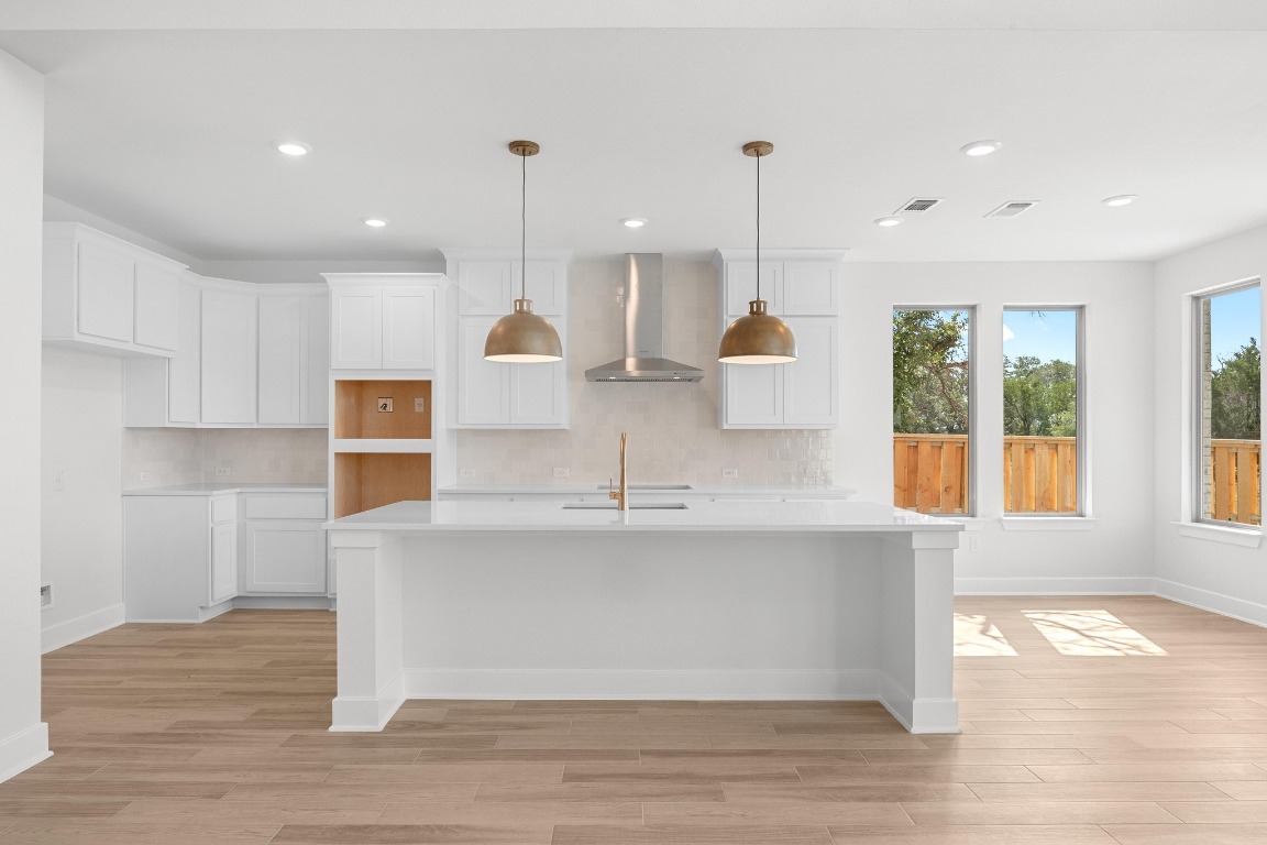 308 Barnstorm Lane Georgetown, TX 78633 - Photo 6 of 31