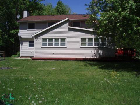 8307 Frith Road Columbus, MI 48063 - Photo 5 of 12 624217-4.JPG