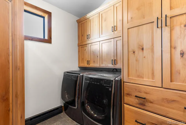 a close up of a washer and dryer