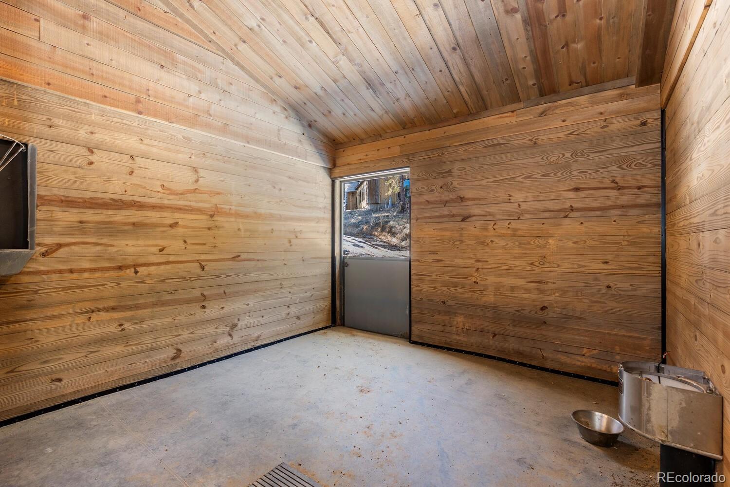 10013 McKinney Road Littleton, CO 80127 - Photo 10 of 50 a view of an empty room