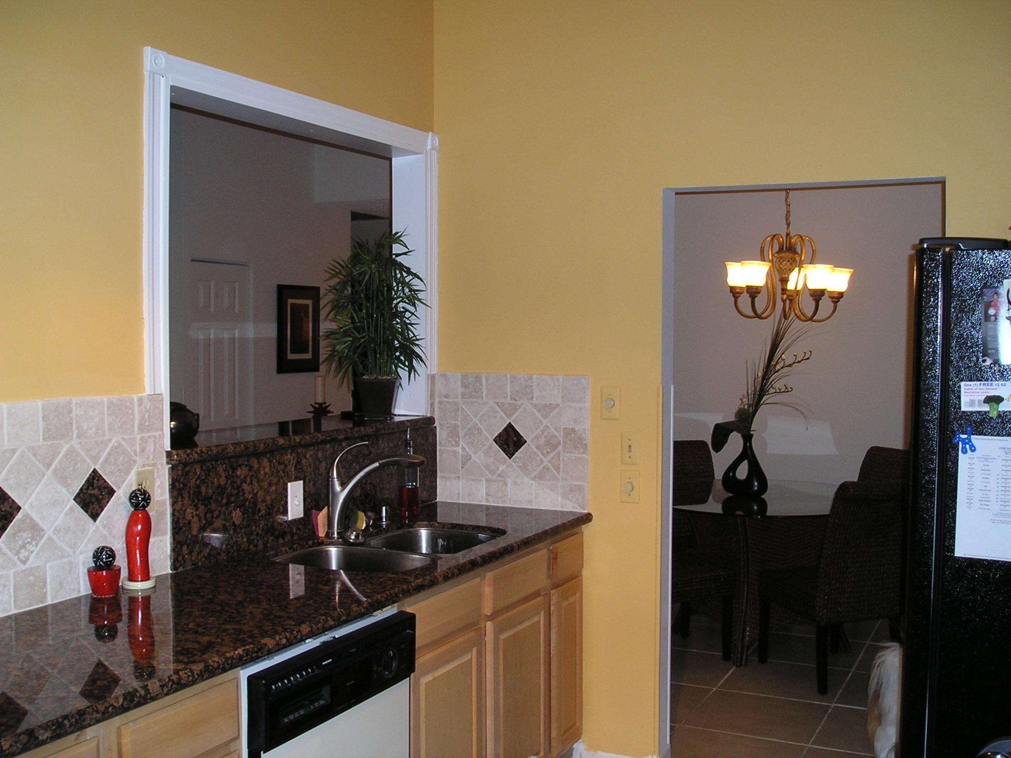 856 Lago Road, Unit 21 Delray Beach, FL 33445 - Photo 9 of 25 Kit3